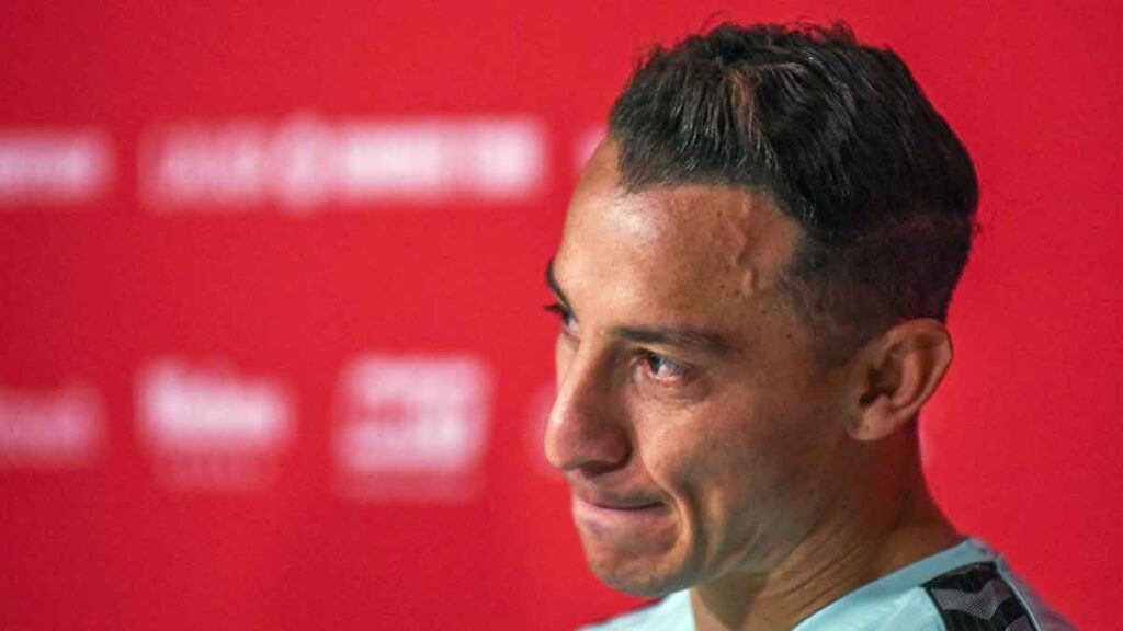 Andrés Guardado sería baja por lesión con el Betis