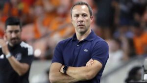 Steve Cherundolo espera un buen partido ante Tigres: “Esperemos que este duelo lo decidan los jugadores y no los árbitros”