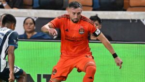 Héctor Herrera emocionado por enfrentar a Messi en la final de Copa: “Para nosotros es una motivación extra”