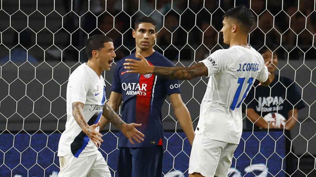 Stefano Sensi celebra el gol del triunfo del Inter ante el PSG. Reuters