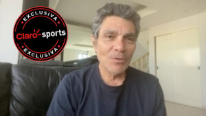 El mexicano Isaac del Toro emocionó muchísimo a Raúl Alcalá tras ganar el Tour de L’Avenir