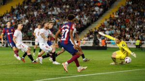 Barcelona vence al Sevilla gracias a un autogol de Sergio Ramos