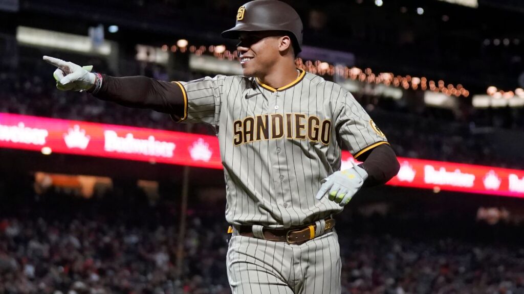 Padres se aferran a sus posibilidades de playoffs tras victoria sobre Giants