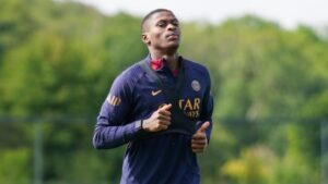 Nuno Mendes pasará por el quirófano y es baja al menos cuatro meses más con el PSG