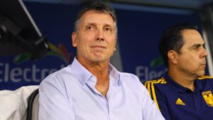 Robert Dante Siboldi: “Es un orgullo estar aquí, un equipo con mística y prestigio”