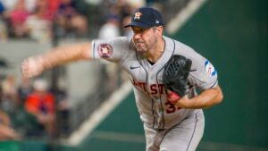 Justin Verlander luce como en sus mejores tiempos y Astros vencen a Mariners