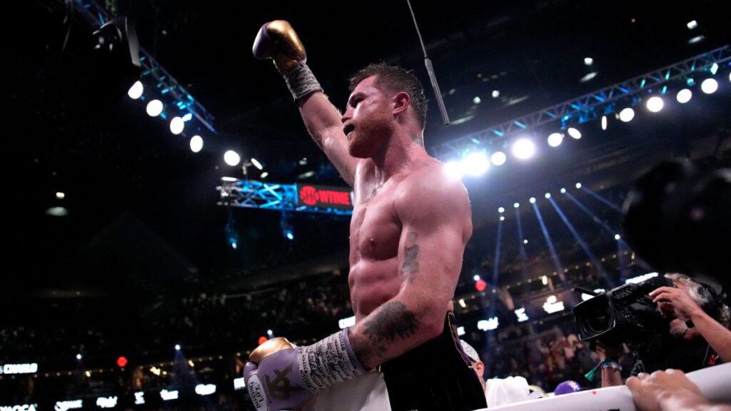 Canelo se ve imbatible en este momento | AP Photo