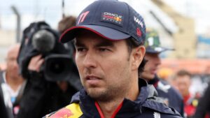 Papá de Checo Pérez sobre la diferencia con el auto de Verstappen: "El RB19 está puesto para Max"