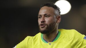 Neymar: "No soy mejor que Pelé por superar su récord de goles"