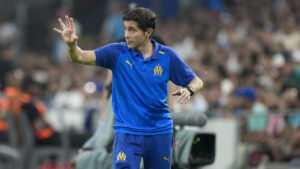 Tras las amenazas de aficionados radicales, Marcelino García Toral renuncia a la dirección técnica del Marsella