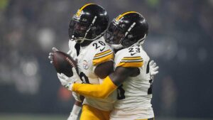 ¡Momentos de terror! Avión que trasportaba a los Steelers de Pittsburgh aterriza de emergencia por falla mecánica