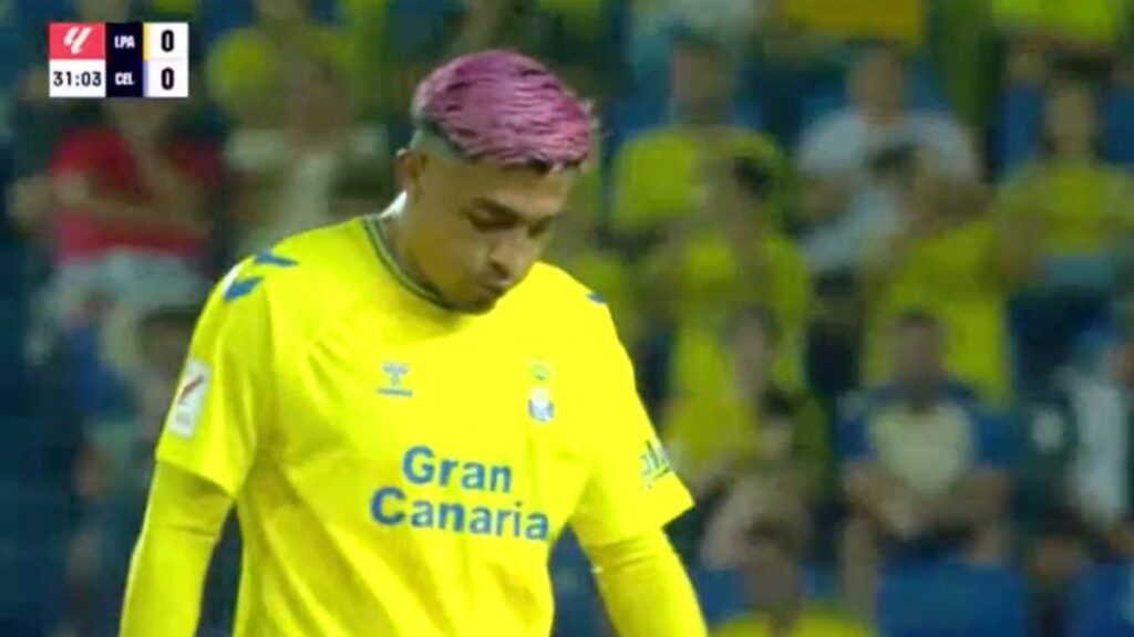 Julián Araujo salió del partido entre Las Palmas y Celta de Vigo debido a molestias musculares; podría no ser llamado a la selección mexicana