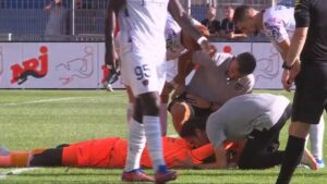 ¡Escándalo en Francia! Le explota un petardo al portero Mory Diaw del Clermont y se suspende el partido ante Montpellier