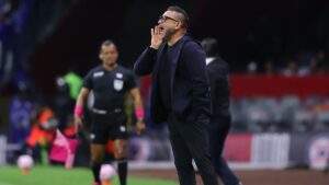 Antonio Mohamed llena de elogios al Chino Huerta: “Sabemos que tenemos un jugador fundamental y no es poca cosa”