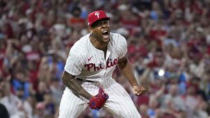 Bryson Stott sacudió el segundo grand slam en la historia de los Phillies en playoffs para eliminar a los Marlins