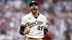 Los Twins rompen racha de 18 derrotas en playoffs al imponerse a los Blue Jays de Alejandro Kirk