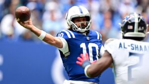 Moss brilla, Richardson se lesiona y los Colts vencen a los Titans
