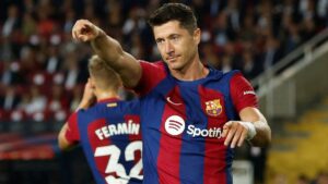 Lewandowski reflexiona sobre su paso en el Barça: “Tengo que ser más líder aquí que en el Bayern”