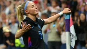 Inglaterra remonta en el último suspiro y avanza a la final de la Eurocopa Femenil 2025