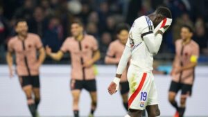 Olympique de Lyon, descendido a la Ligue 2 por problemas financieros