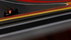 Piastri logra la pole para la sprint del GP de Bélgica tras una caótica clasificación