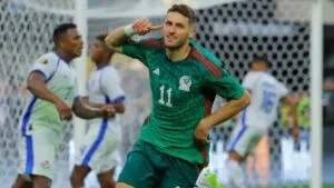 A dos años del último gol de Santiago Giménez en partidos oficiales con la selección mexicana