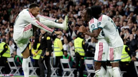 Real Madrid mantiene paso perfecto en Champions y golea antes del Clásico ante Barcelona JW